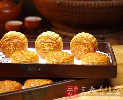 梅花社区:开展文明劝导活动“三亿体育”(图1) 三亿体育手机版