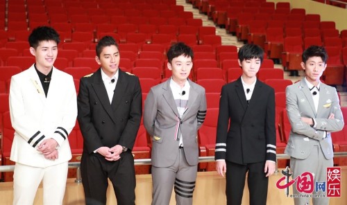 三亿体育手机版