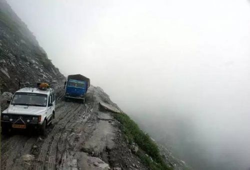 三亿体育:插电式混合动力汽车绿色认证项目启动(图1) 三亿体育手机版